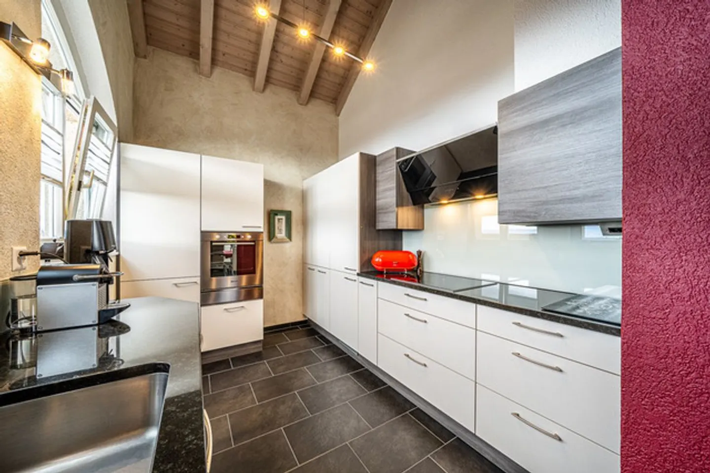 In affitto 3,5 locali di 91m2 con balcone! - Foto 4 di 10