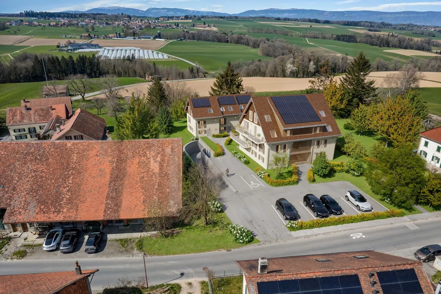 Permesso in vigore! Bella casa adiacente con vista - Foto 4 di 7