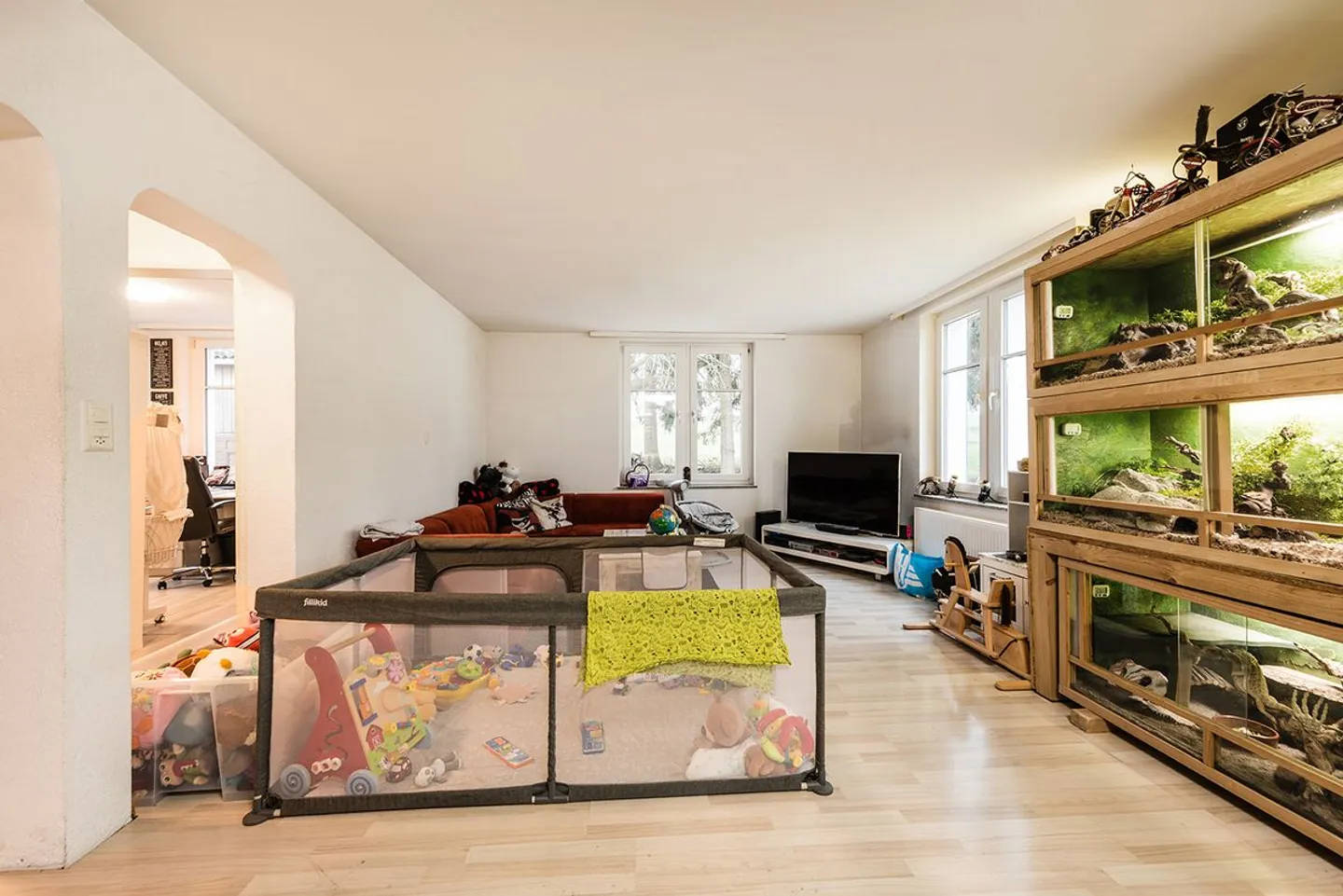 Casa plurifamiliare con grande terreno e molto potenziale a Münchwilen - Foto 2 di 13