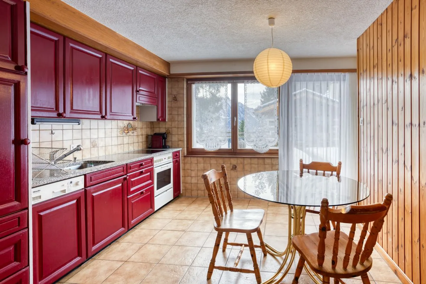 GRAND CHALET WITH 2 APARTMENTS AND BUILDABLE LAND - Photo 10 of 11