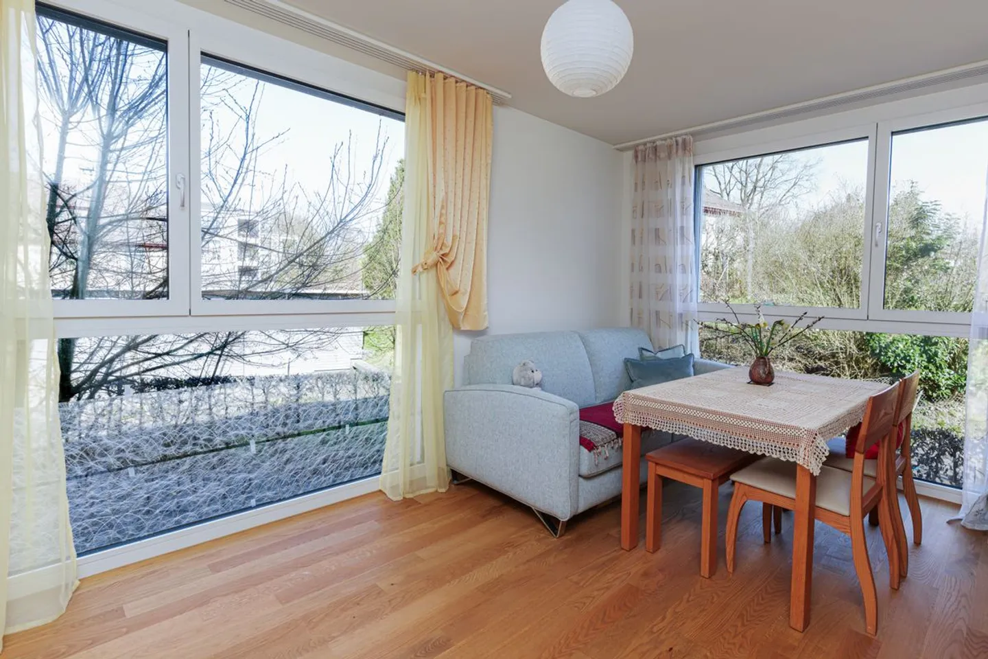 Sunny Home for the Whole Family - Photo 6 of 9