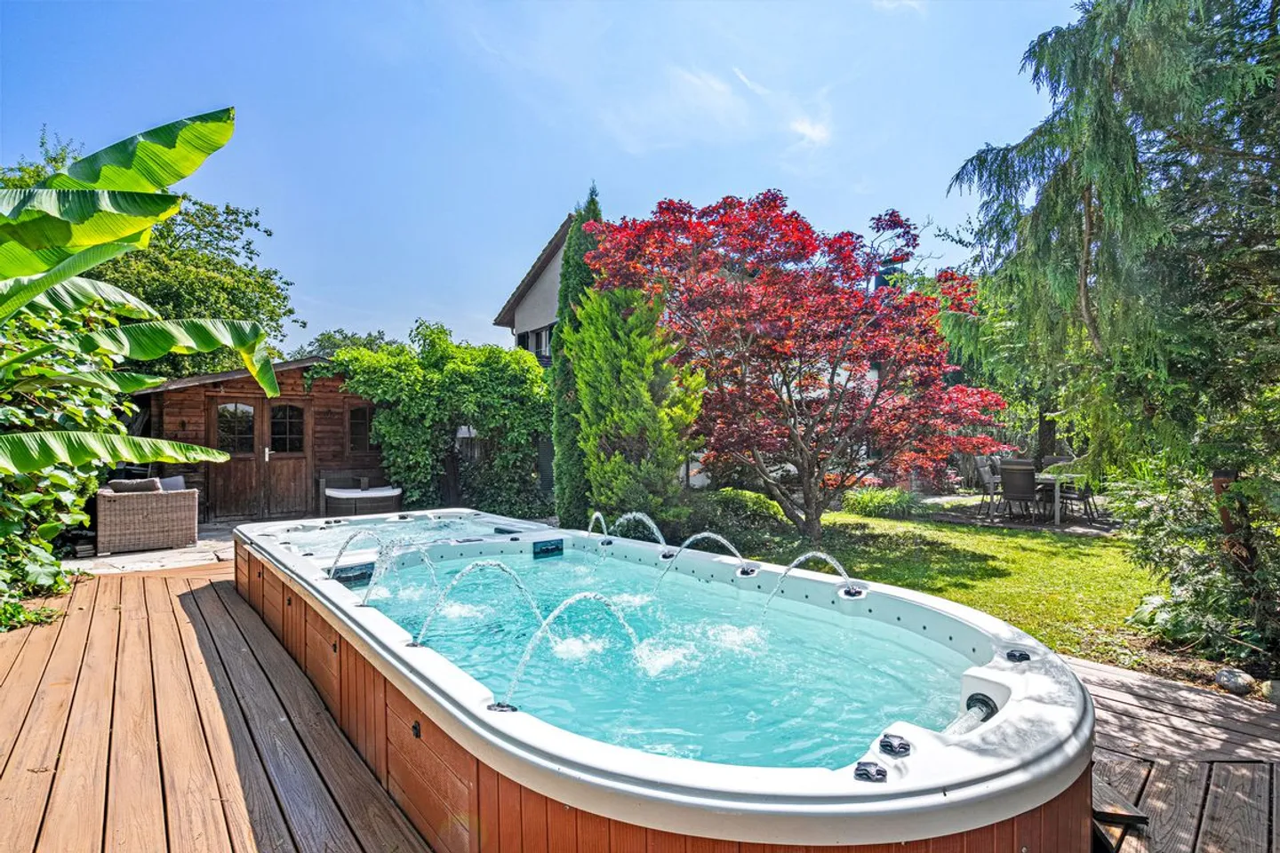 Reserviert! Freistehendes Einfamilienhaus mit traumhaftem Garten - Foto 4 von 13