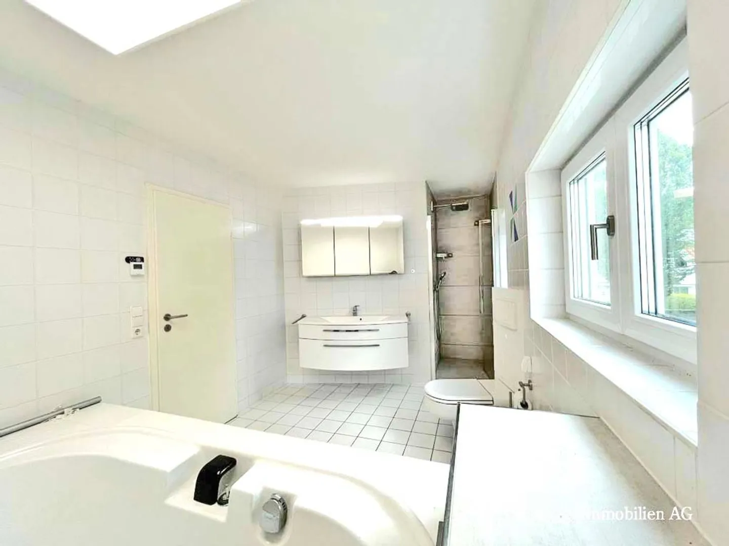 APPARTEMENT MAISONETTE DE HAUTE QUALITÉ 4 1/2 CHAMBRES AVEC BELLE VUE - Photo 11 sur 13