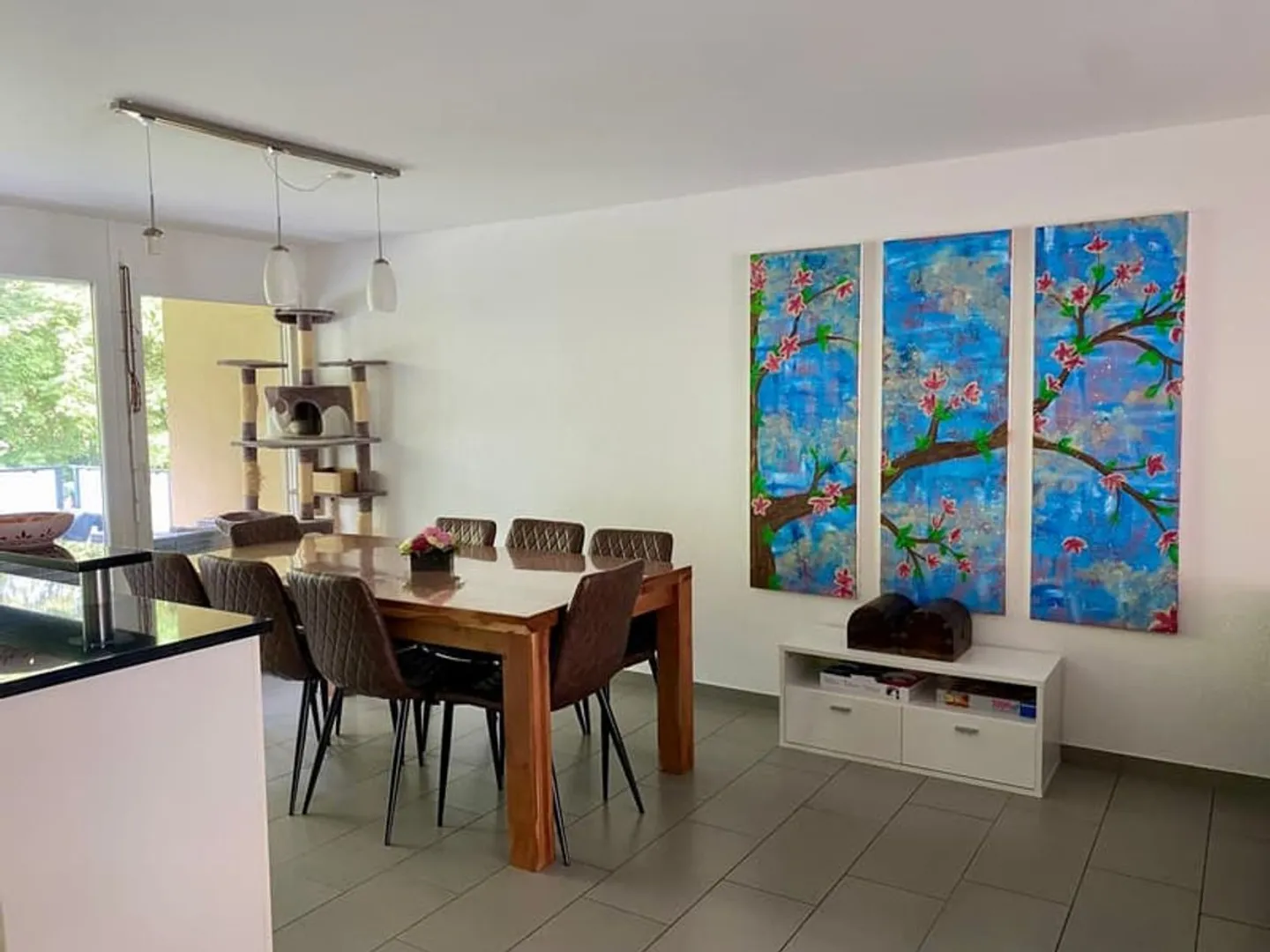 Beautiful 4.5 Room Apartment for Rent in Bassersdorf - Photo 1 of 9