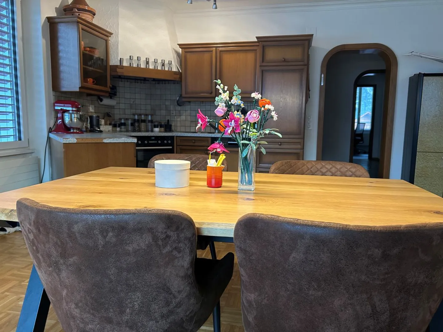 Furnished 3.5 Room Apartment with Stunning View - Photo 6 of 13