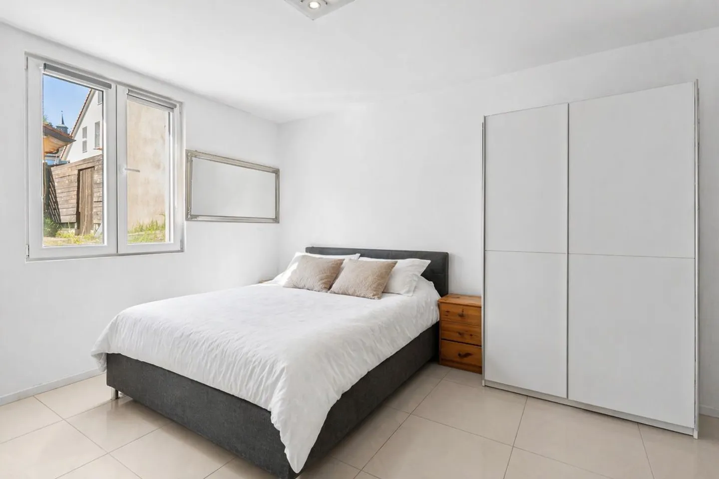 Ideally located 2.5 room apartment in Lucens - Photo 3 of 4