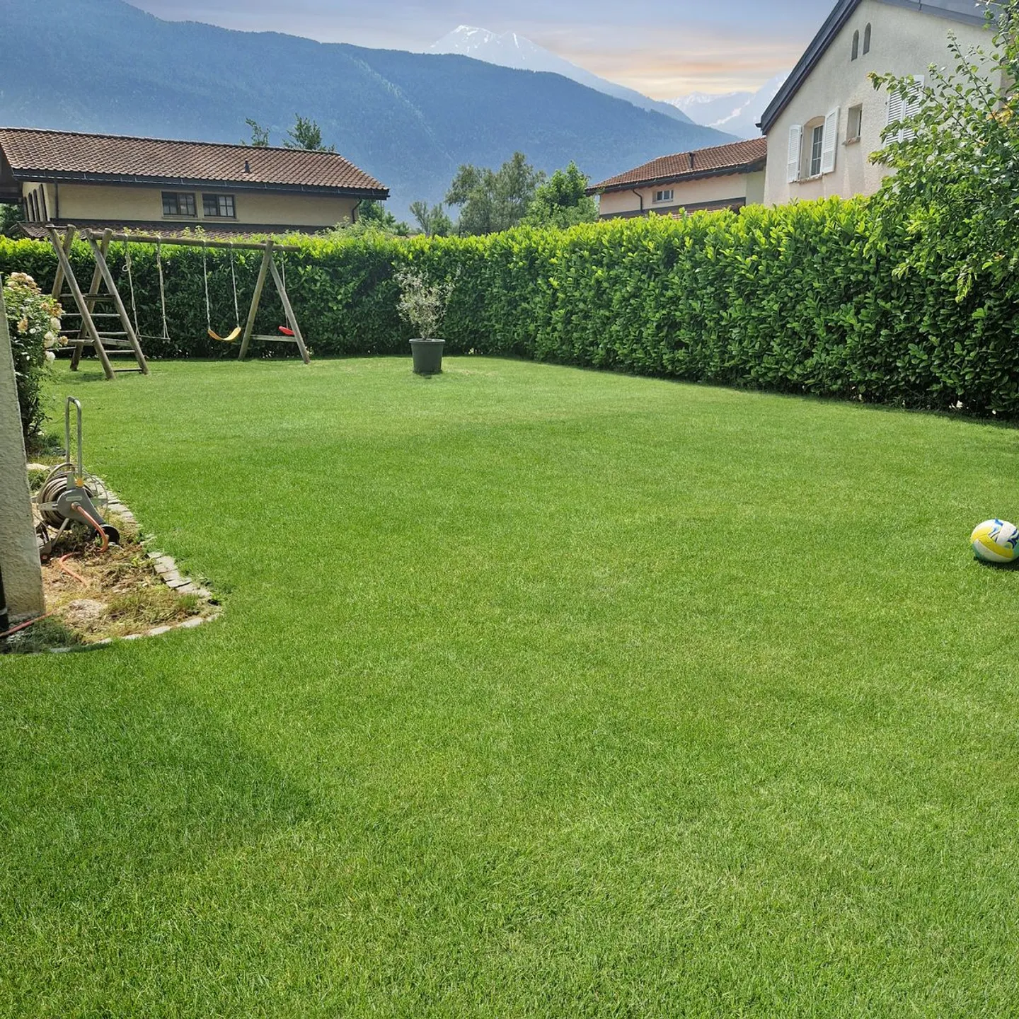 Colpo di fulmine! Sublime villa 6.5 stanze con giardino - Foto 4 di 13