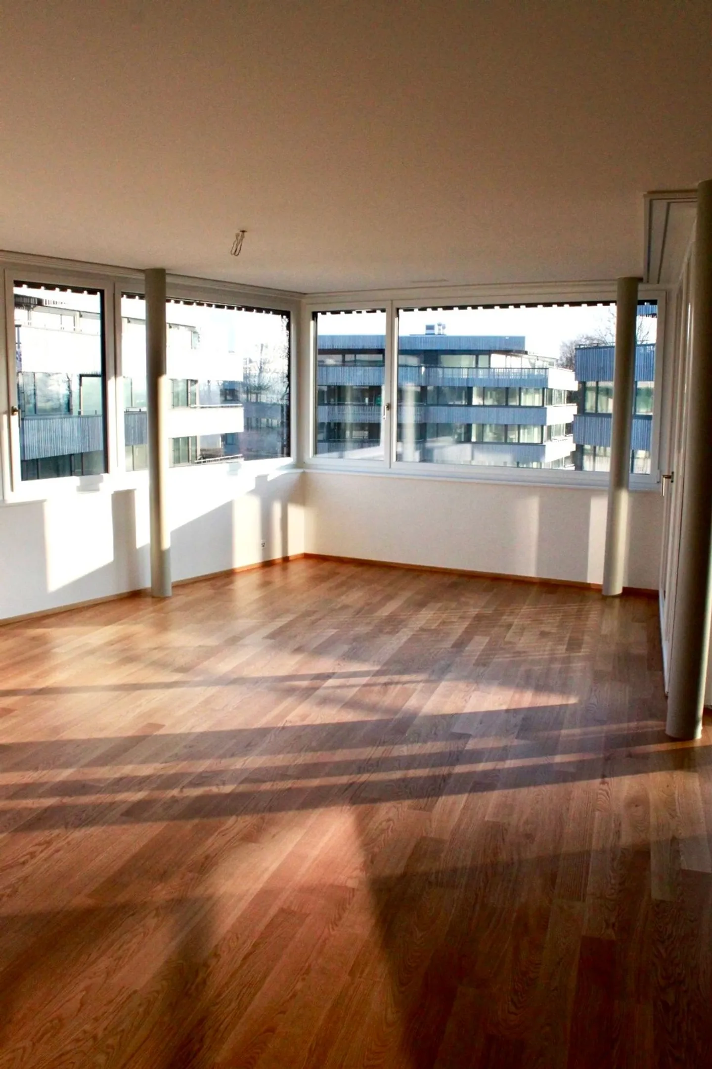 Living with Style - Quiet, Central and Close to Everything - Photo 5 of 10