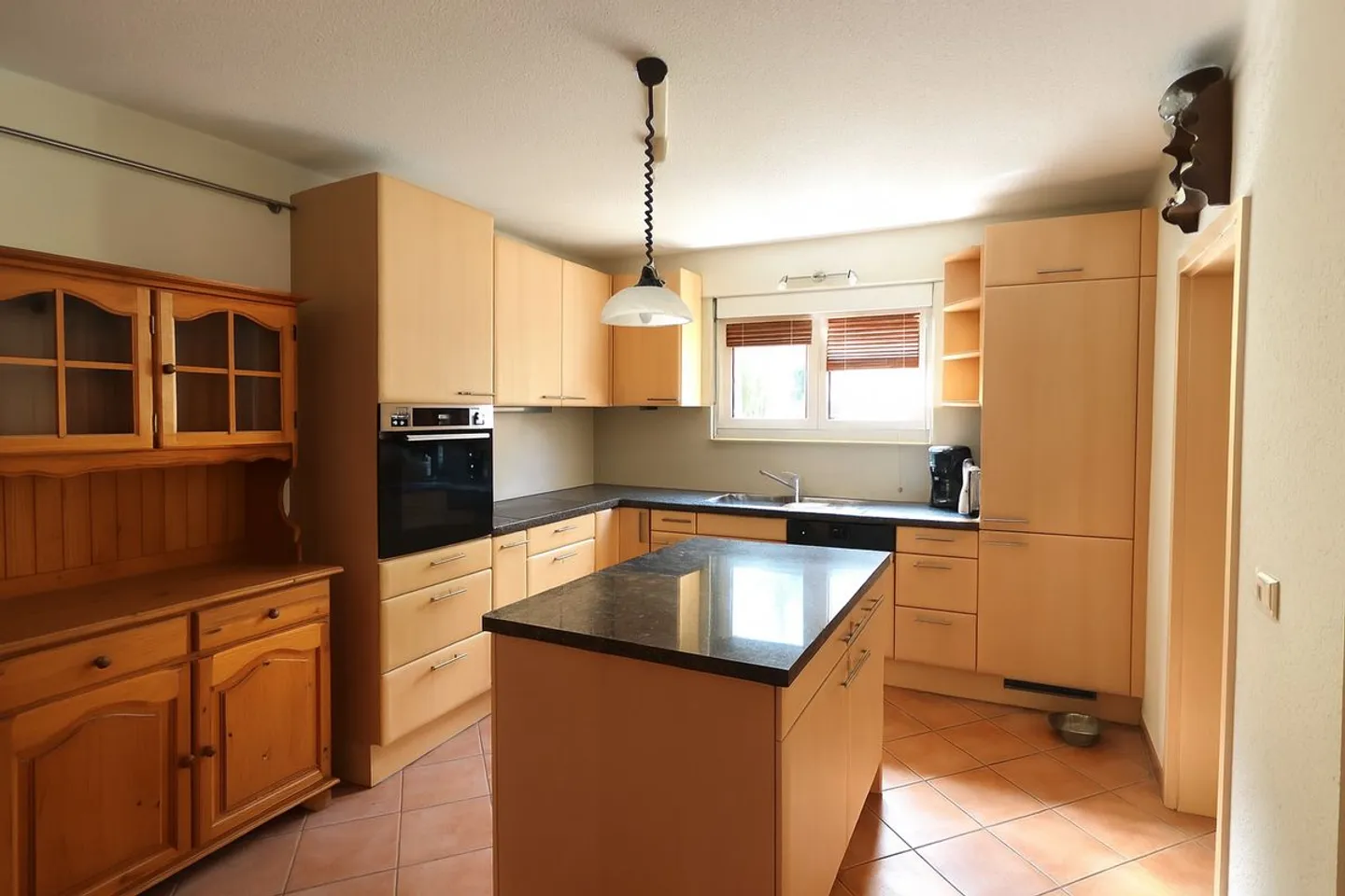 MAISON FAMILIALE AU COEUR D'ÉPINASSEY - Photo 3 sur 12