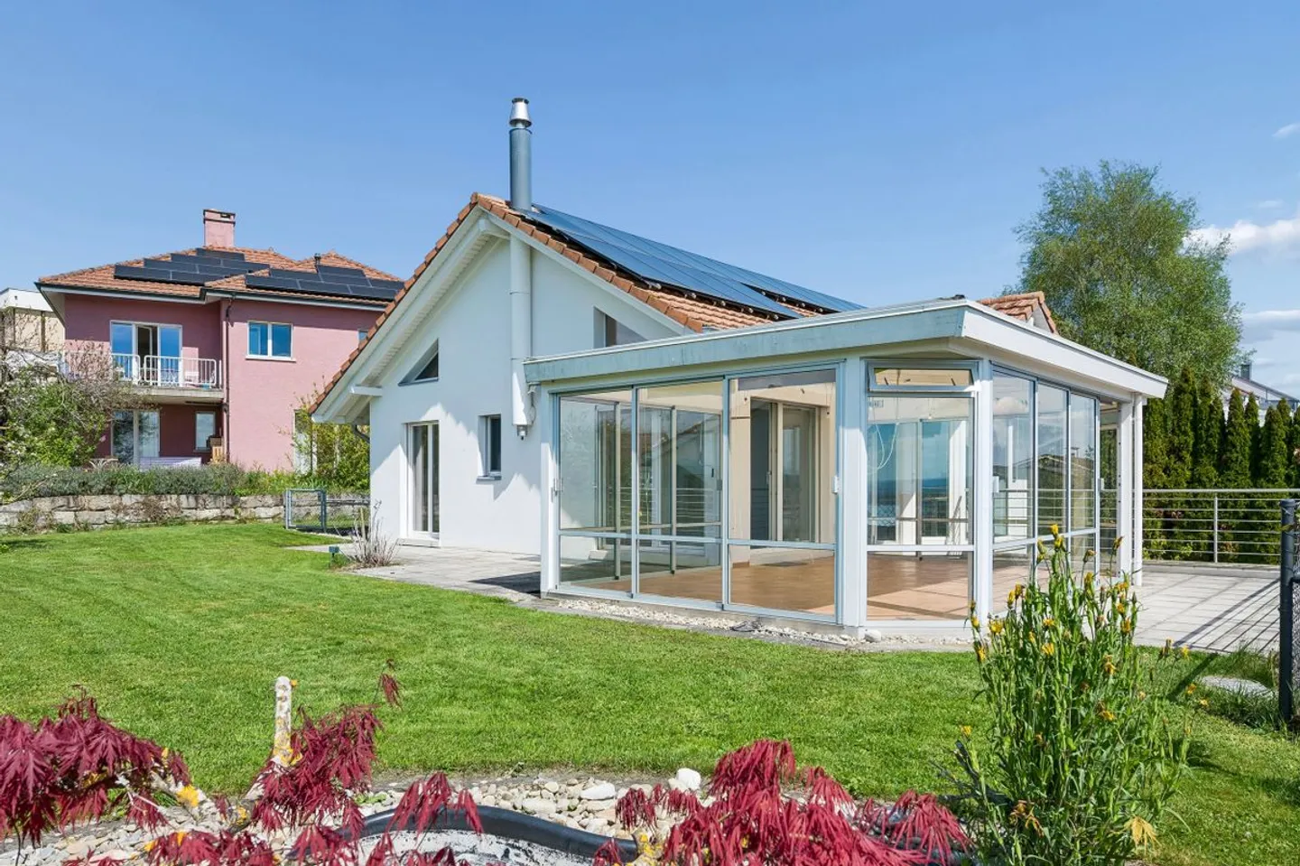 Living above Lake Murten - Photo 1 of 13