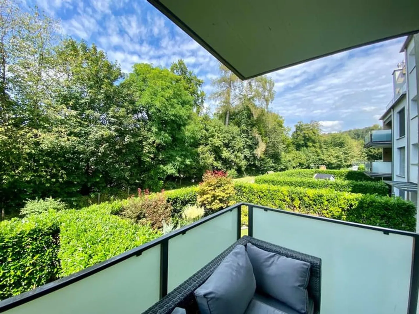 Beautiful 4.5 Room Apartment for Rent in Bassersdorf - Photo 3 of 9