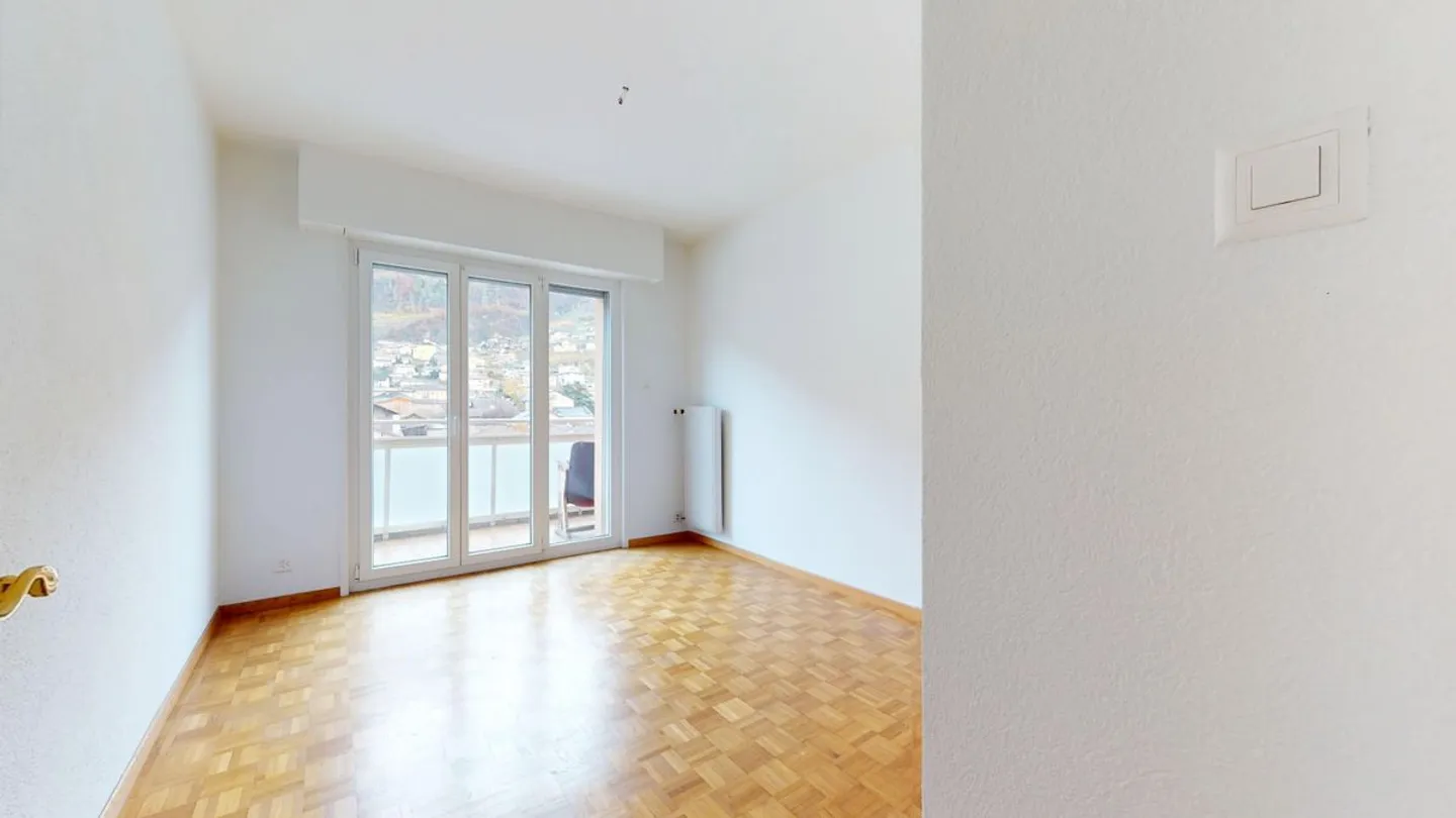 A louer 5.5 pièces - 1907  Saxon  - Foto 6 von 11