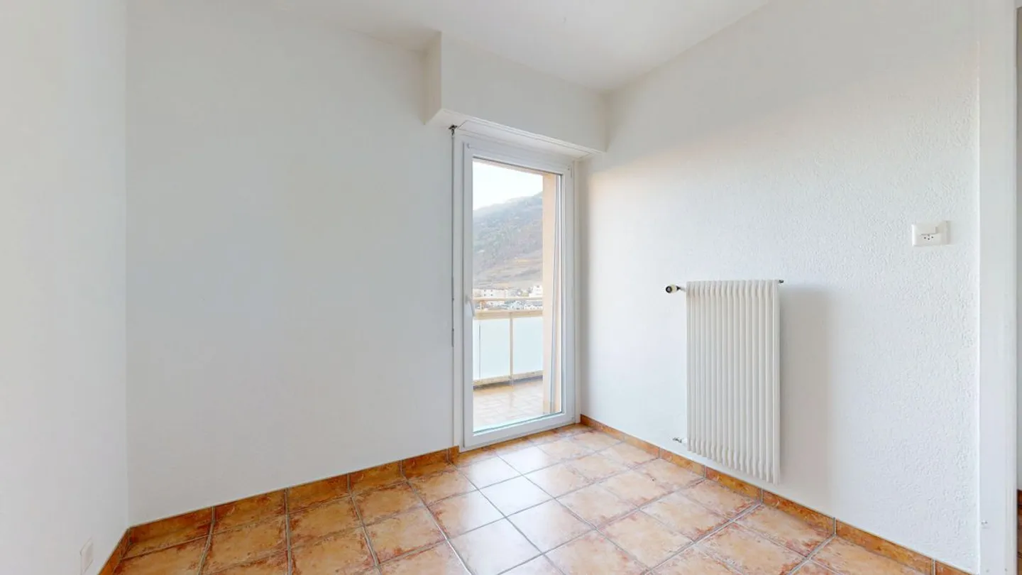 A louer 5.5 pièces - 1907  Saxon  - Foto 8 von 11