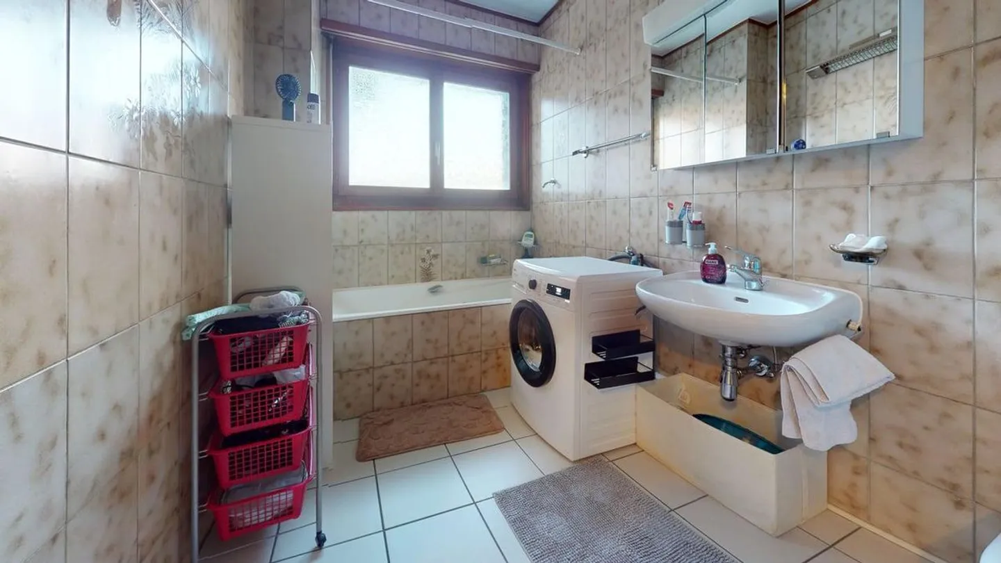 5.5 rooms - Quai de la gare 2 Saxon, available from November 1, 2025 - Photo 10 of 13