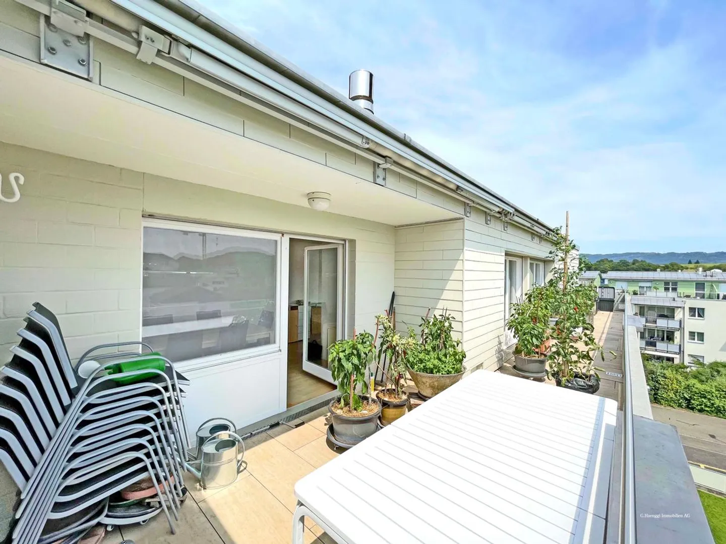 Extraordinary 4.5 Room Penthouse Apartment with Large Surrounding Balcony - Photo 13 of 13