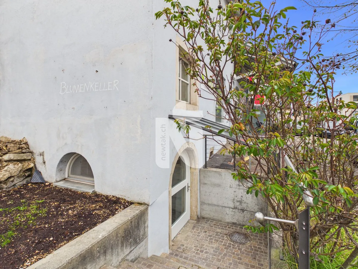 Espace commercial attrayant au Löwenkreisel - idéal comme bureau, atelier, salle de loisirs ou même comme salon, par exemple pour un studio de massage ou de cosmétique - Photo 1 sur 9