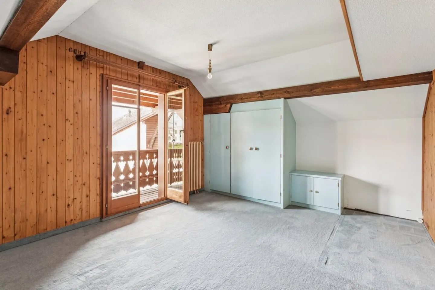 Charming House in Sâles - Photo 9 of 11