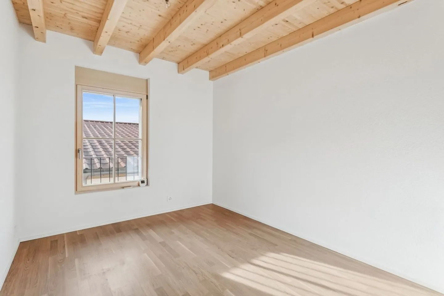 Appartamento triplex affascinante con giardino - Romont (FR) - Foto 6 di 11