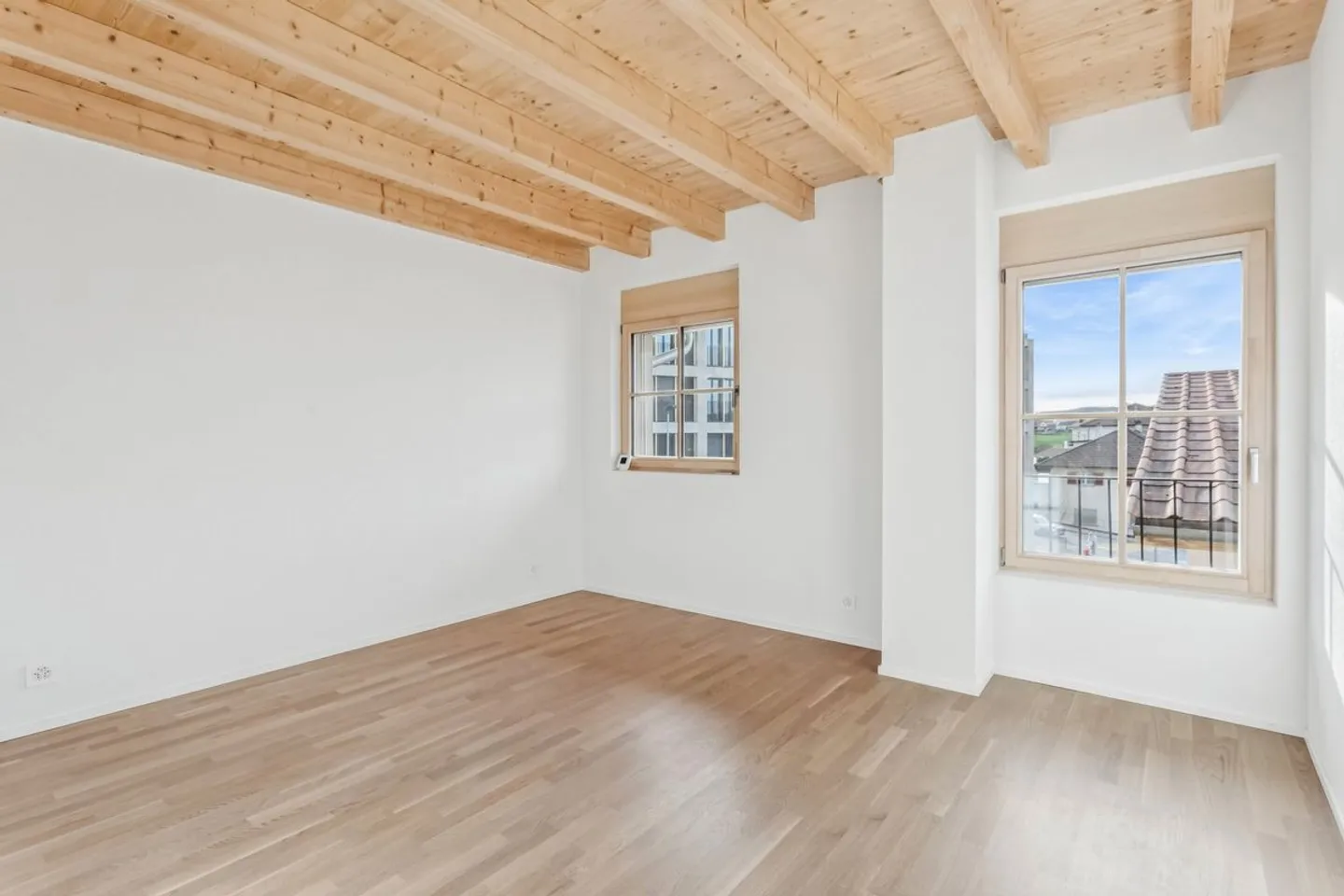 Appartamento triplex affascinante con giardino - Romont (FR) - Foto 5 di 11