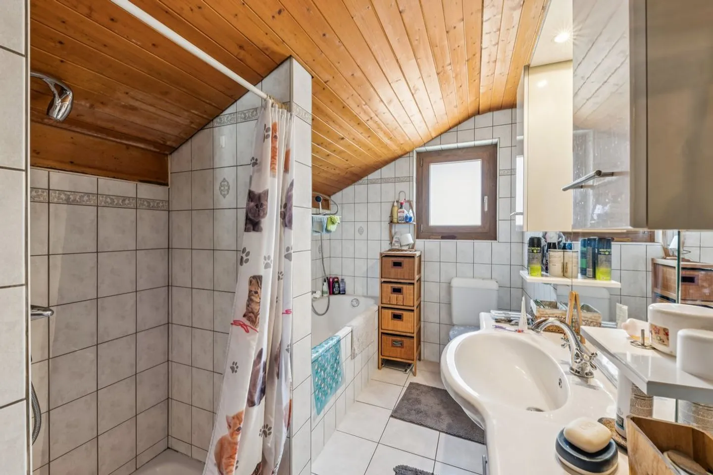 Experience the comfort of a high-performance home in a privileged setting in Enney - Photo 8 of 11