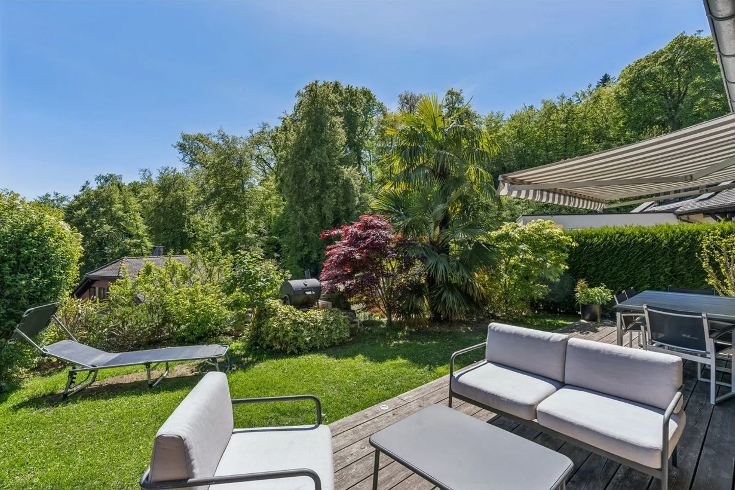 Villa with Stunning Lake View - Photo 1 of 10