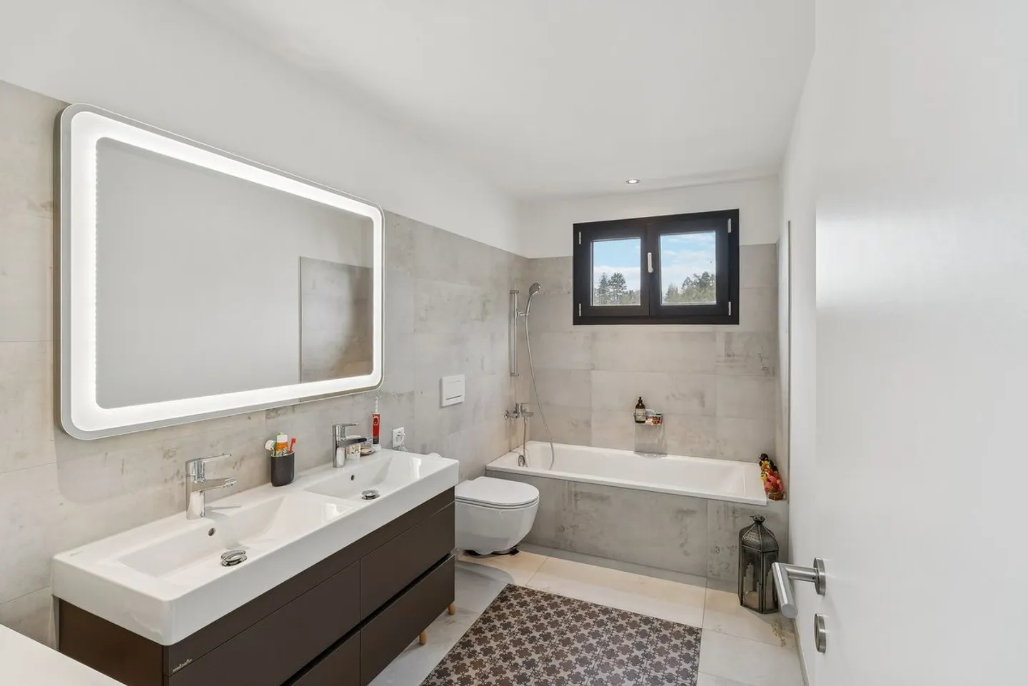 Between Lake and Vines - Exceptional House in the Heart of Vully - Photo 6 of 10