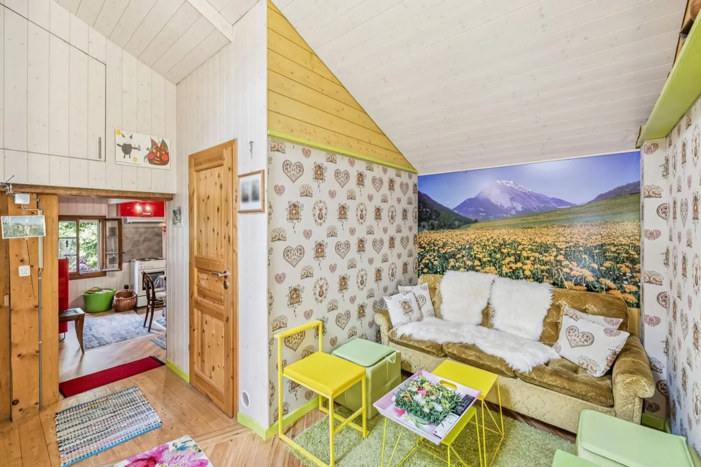 Authentisches Mayen von 1857 auf über 4000 m2 Land - Foto 2 von 12