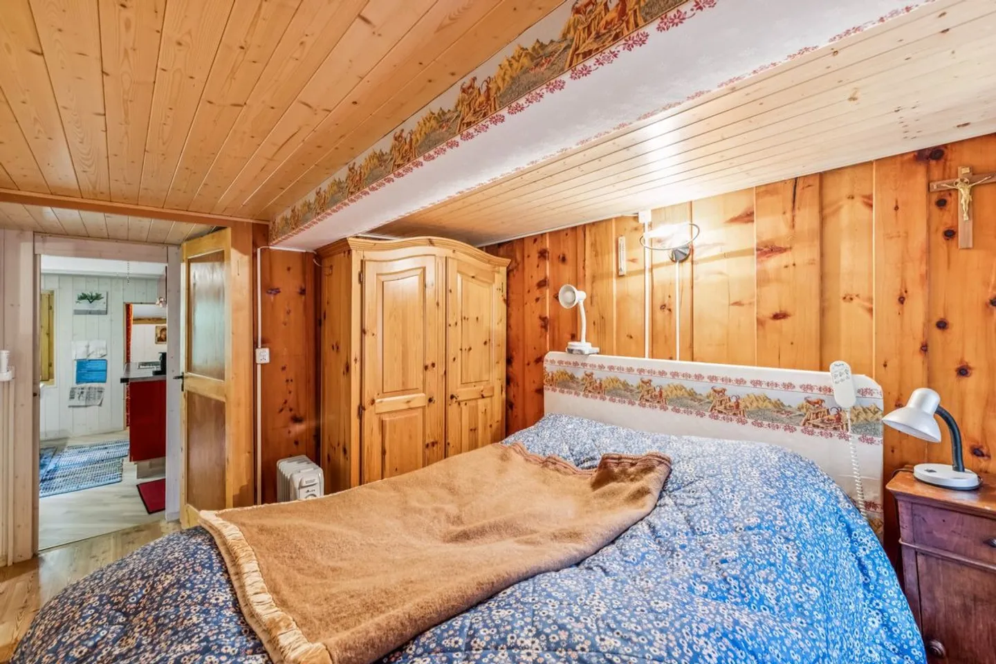 Authentisches Mayen von 1857 auf über 4000 m2 Land - Foto 9 von 12