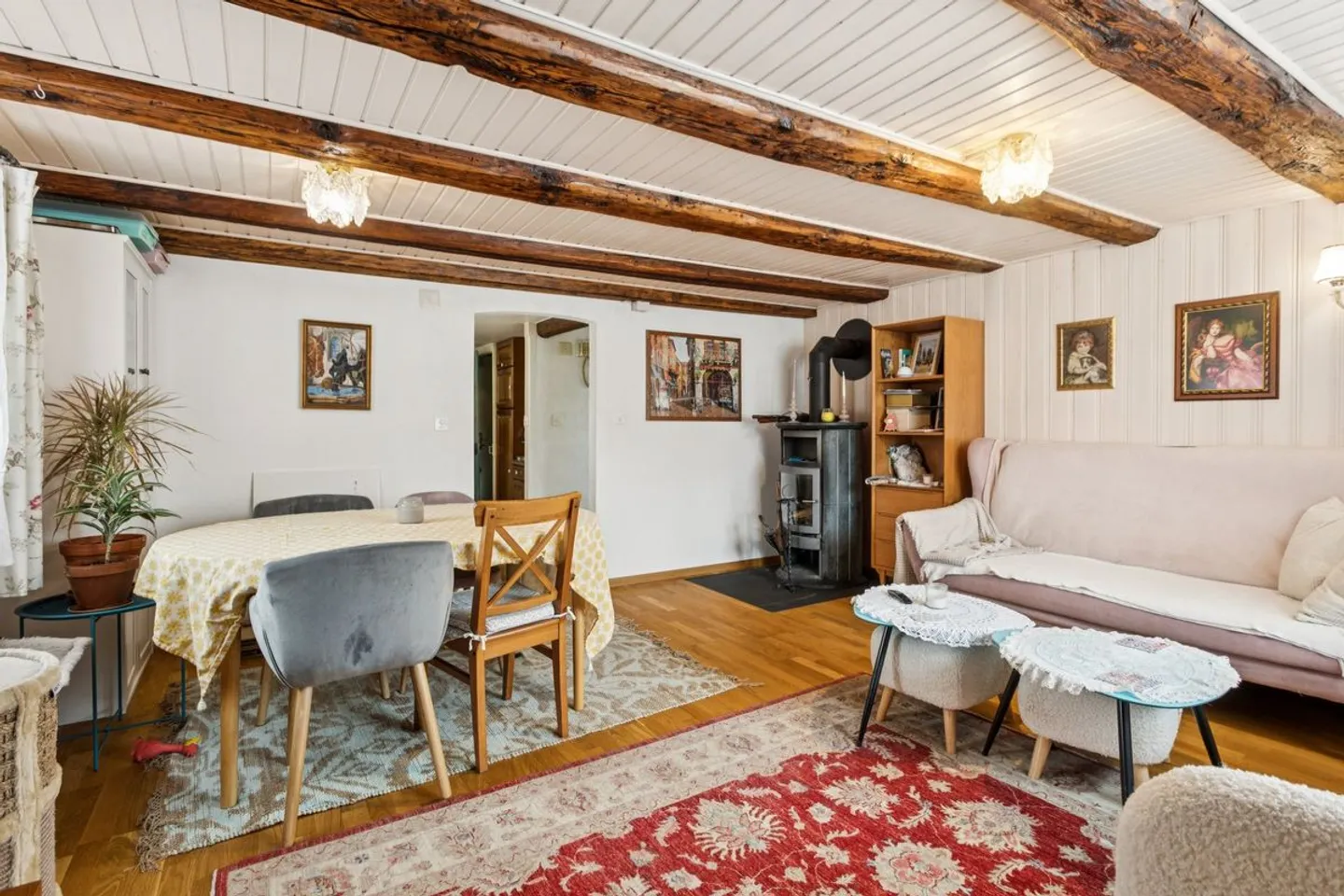 Character house with terrace and balcony in the center of Cugy - Photo 2 of 12