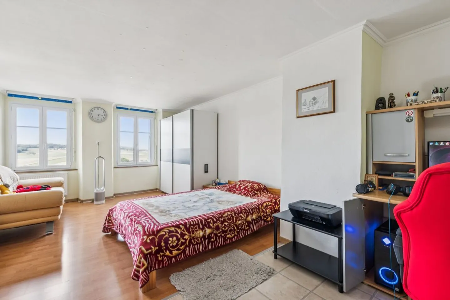 Maison de 7,5 pièces avec local commercial et 5 places de parc au centre de Romont - Foto 7 di 12