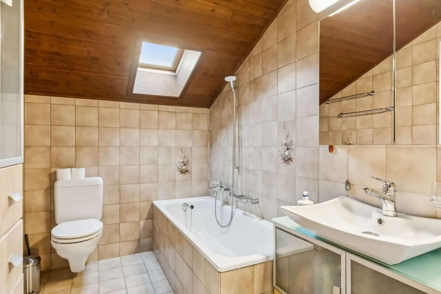 Maison mitoyenne charmante - Photo 6 sur 13