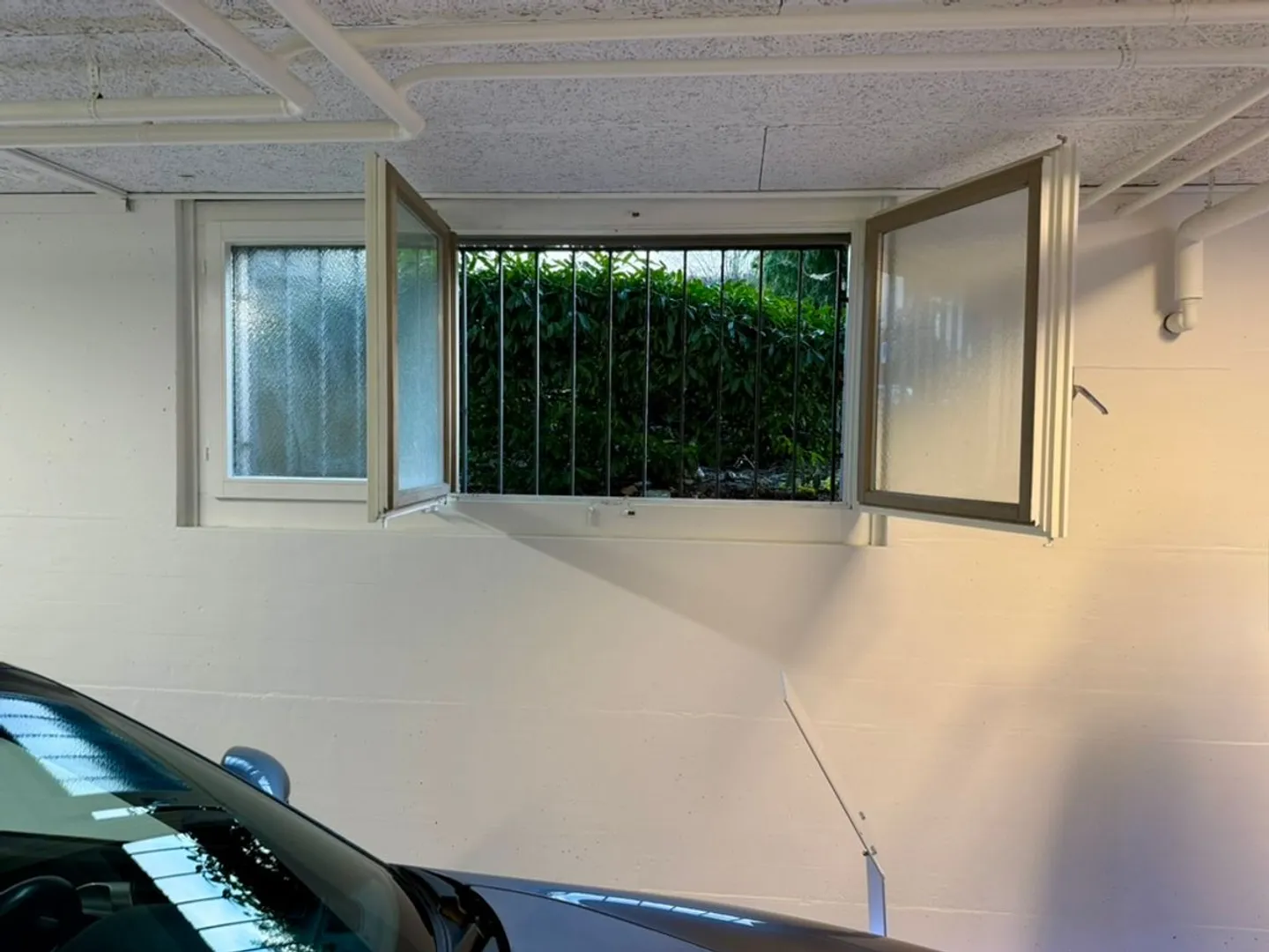 Double Garage / Hobby Room for Rent - Photo 5 of 6