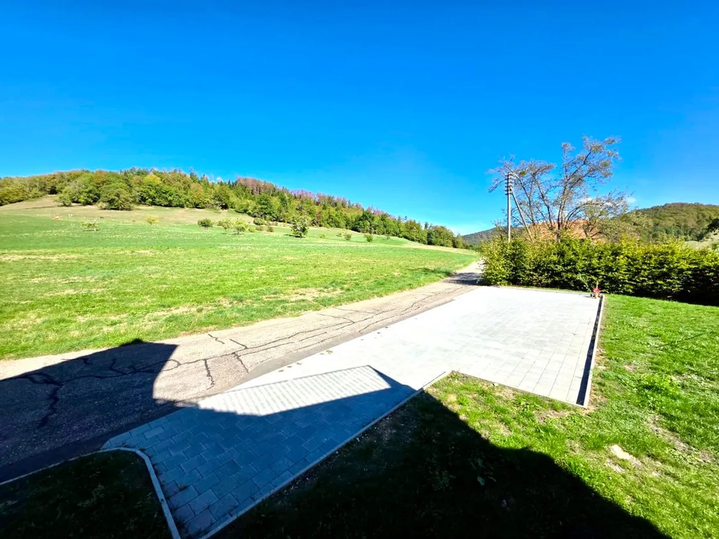 Like new with large balcony, unobstructed view - Photo 8 of 8