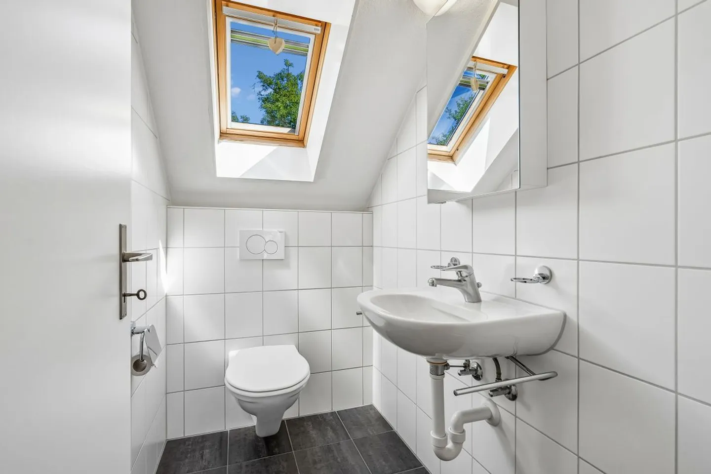 Wohlfühlwohnung an sonniger und ruhiger Lage mit herrlichem Weitblick - Photo 8 sur 13