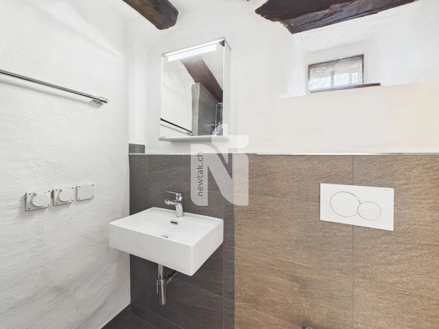 Espace commercial attrayant au Löwenkreisel - idéal comme bureau, atelier, salle de loisirs ou même comme salon, par exemple pour un studio de massage ou de cosmétique - Photo 7 sur 9