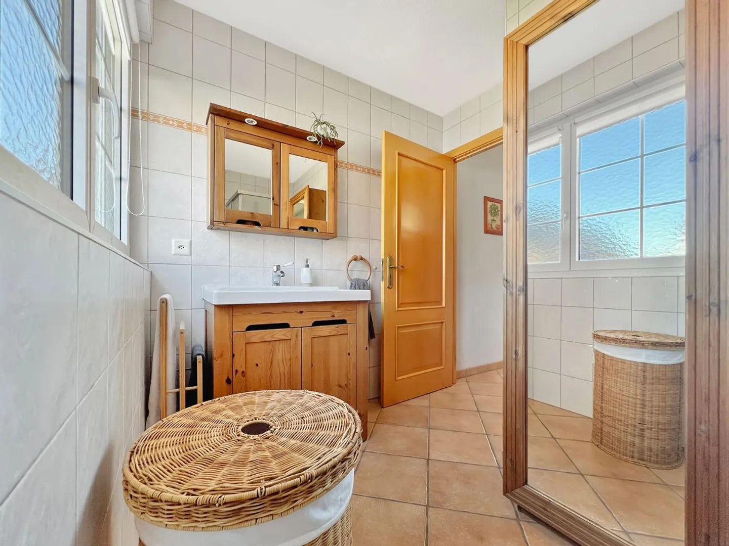 Villa 5.5 rooms - Elegance and privileged setting - Photo 12 of 13