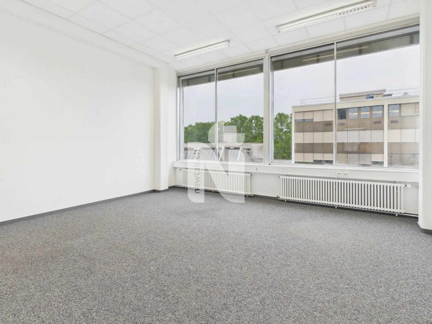 Espaces de bureau attrayants à partir de 13 m² dans un emplacement central - Photo 4 sur 8