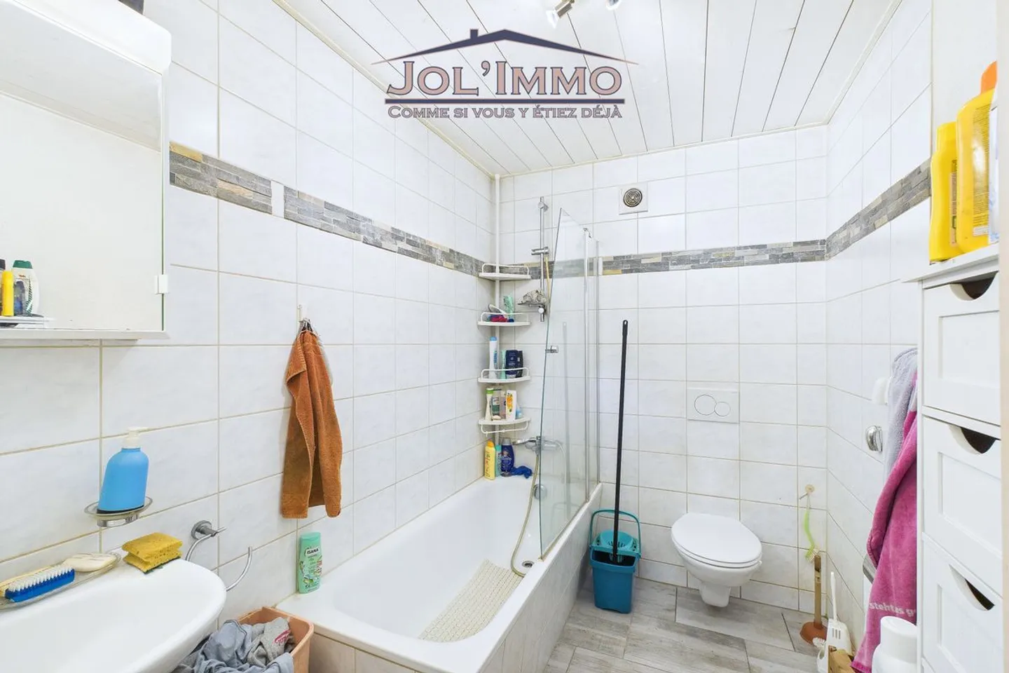 Kleines renoviertes Gebäude - 3 Wohnungen in Vendlincourt - Foto 10 von 13