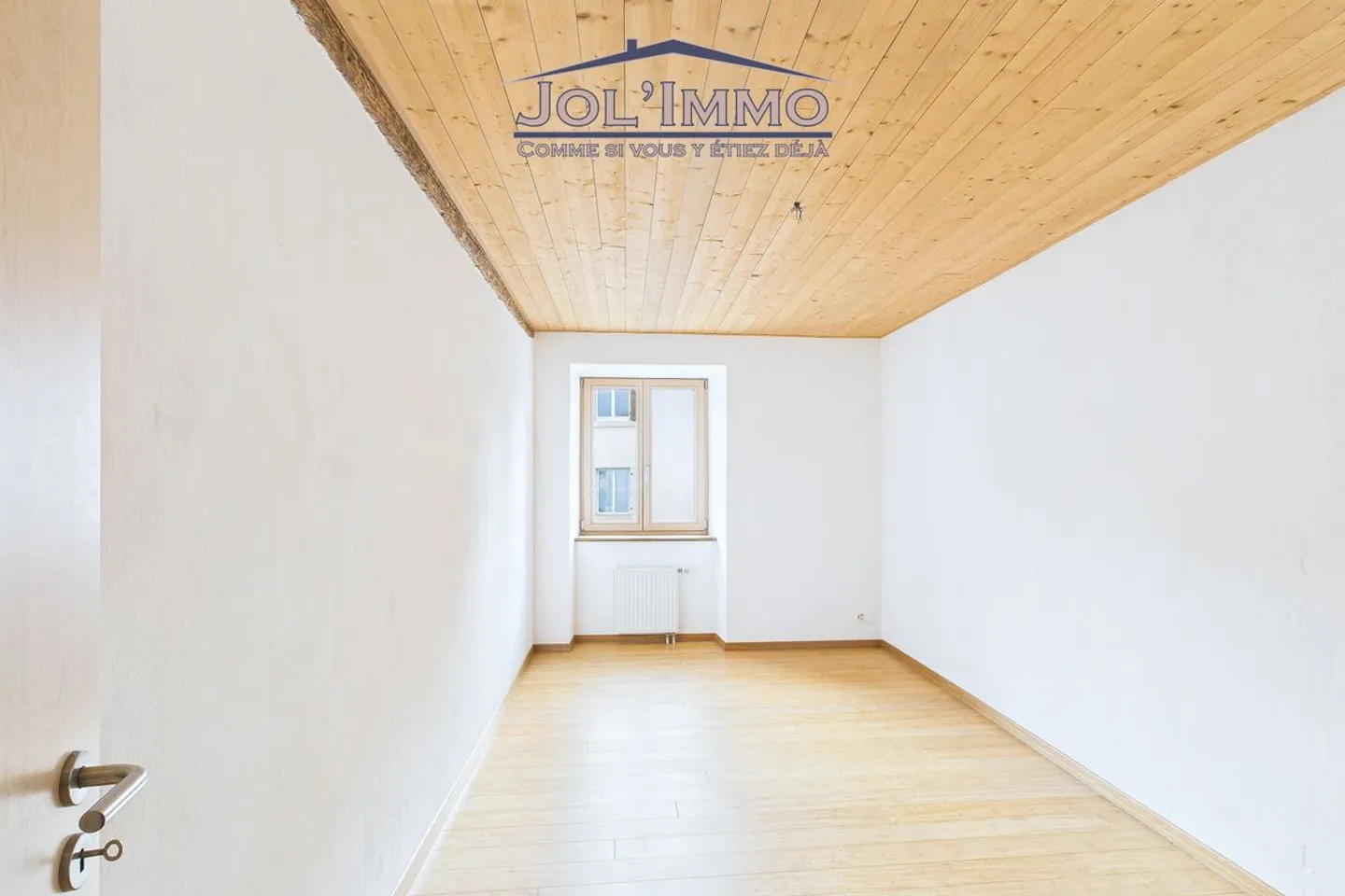 Kleines renoviertes Gebäude - 3 Wohnungen in Vendlincourt - Foto 2 von 13