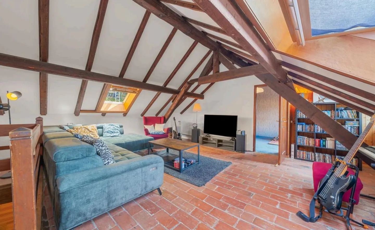 Haus mit unabhängiger Wohnung - Bevorzugte Lage in Veytaux - Foto 3 von 13