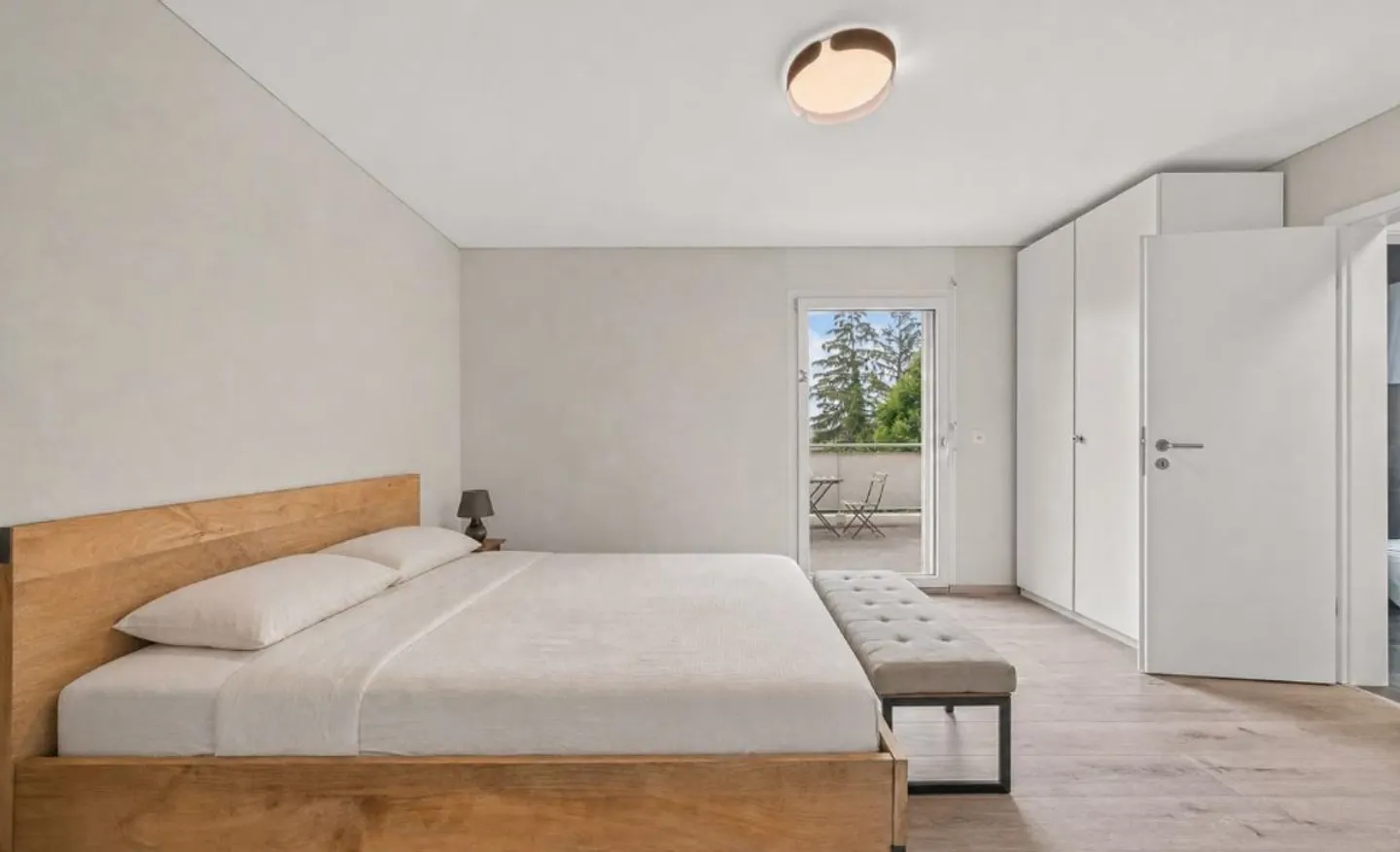 Villa familiale récente avec piscine chauffée et vue dégagée - Photo 11 sur 13