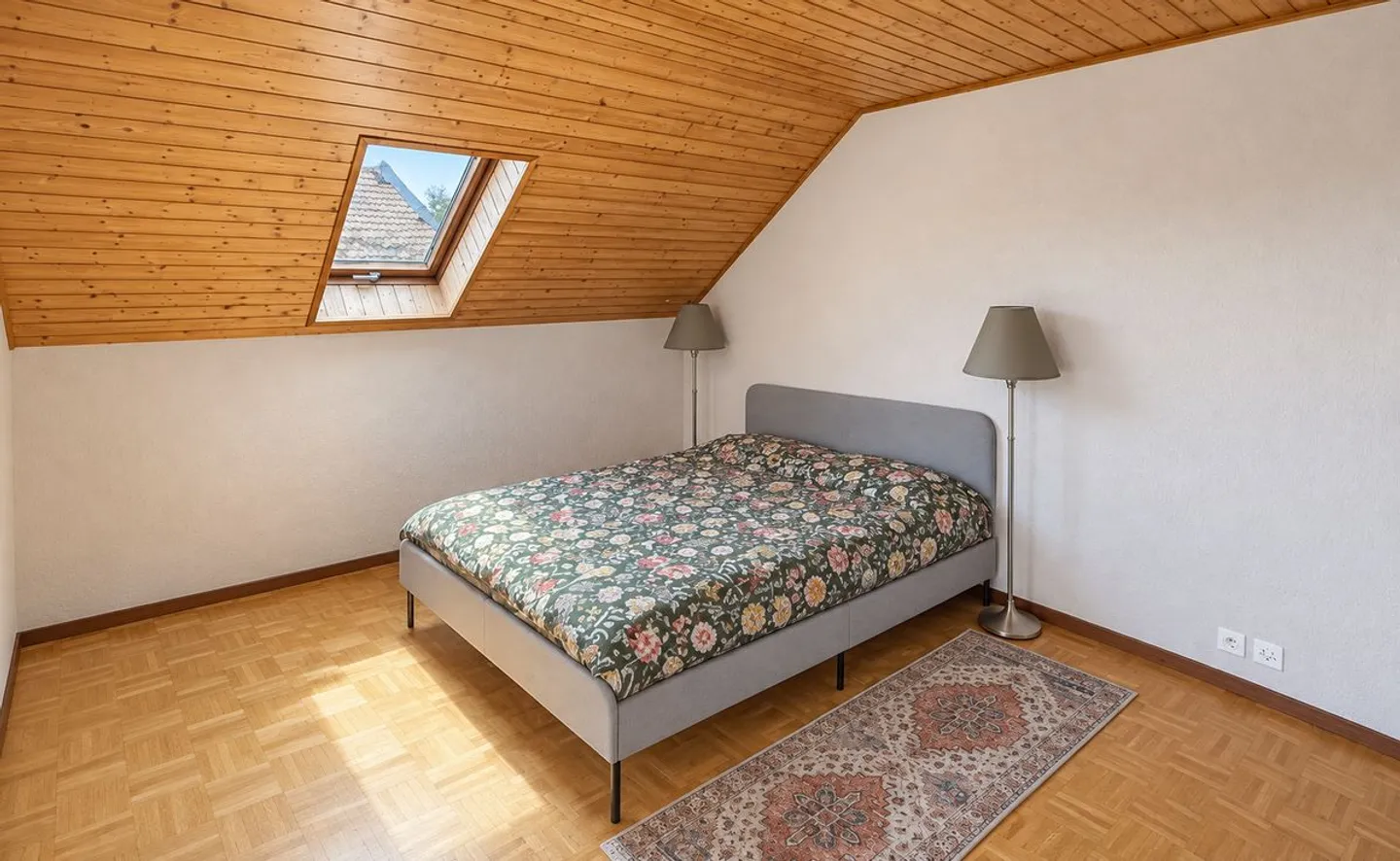 Maison familiale avec jardin - Photo 5 sur 9
