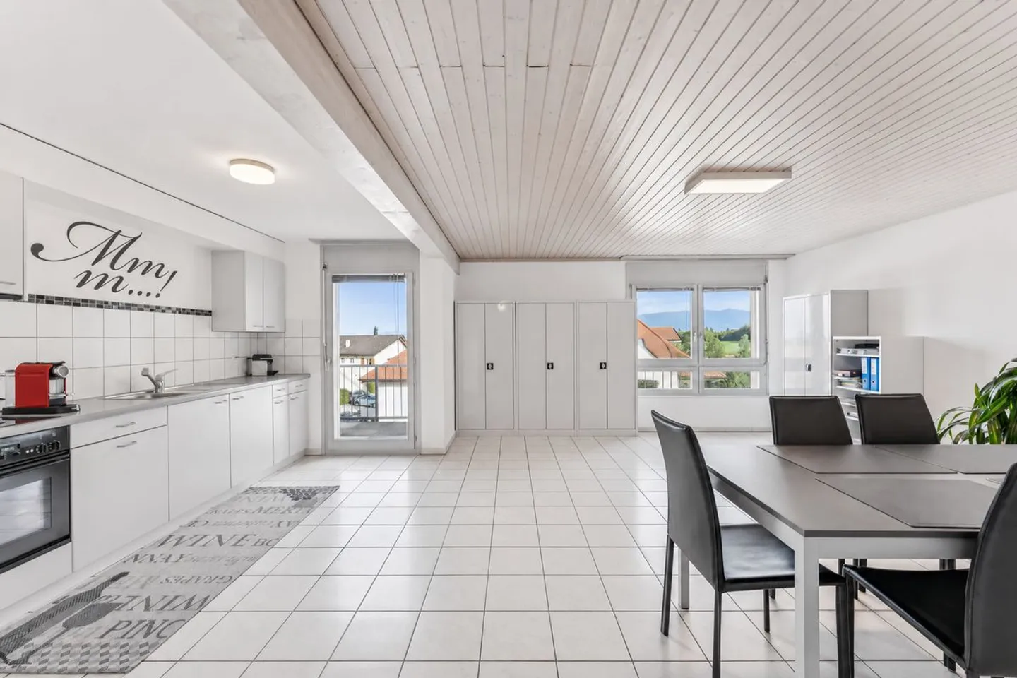 Wohnung mit Bergblick - Foto 1 von 11