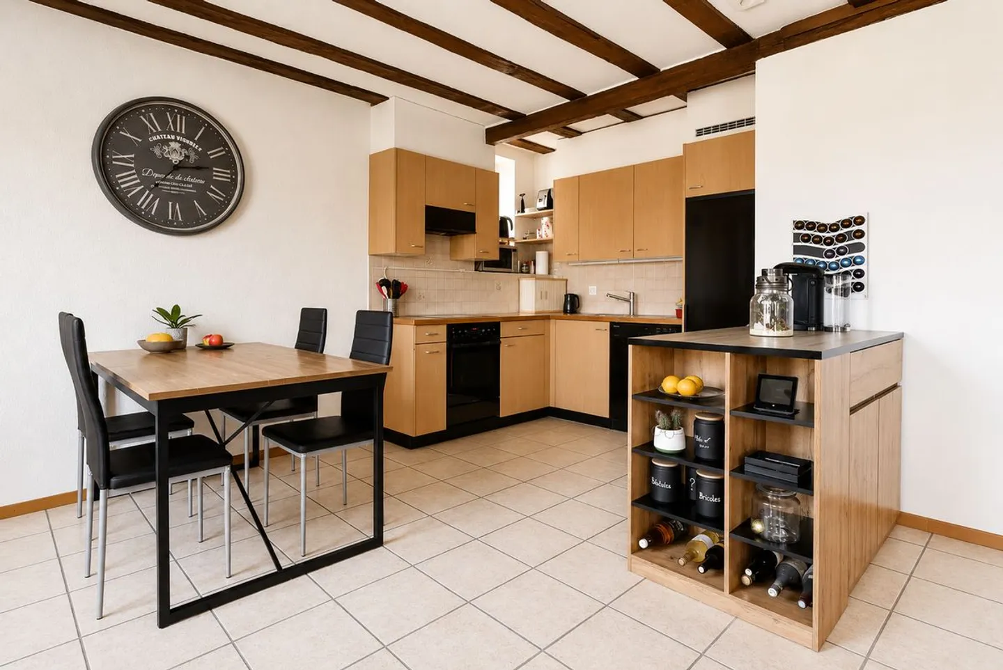 Charmante 4,5-Zimmer-Wohnung in Coffrane - Foto 2 von 6