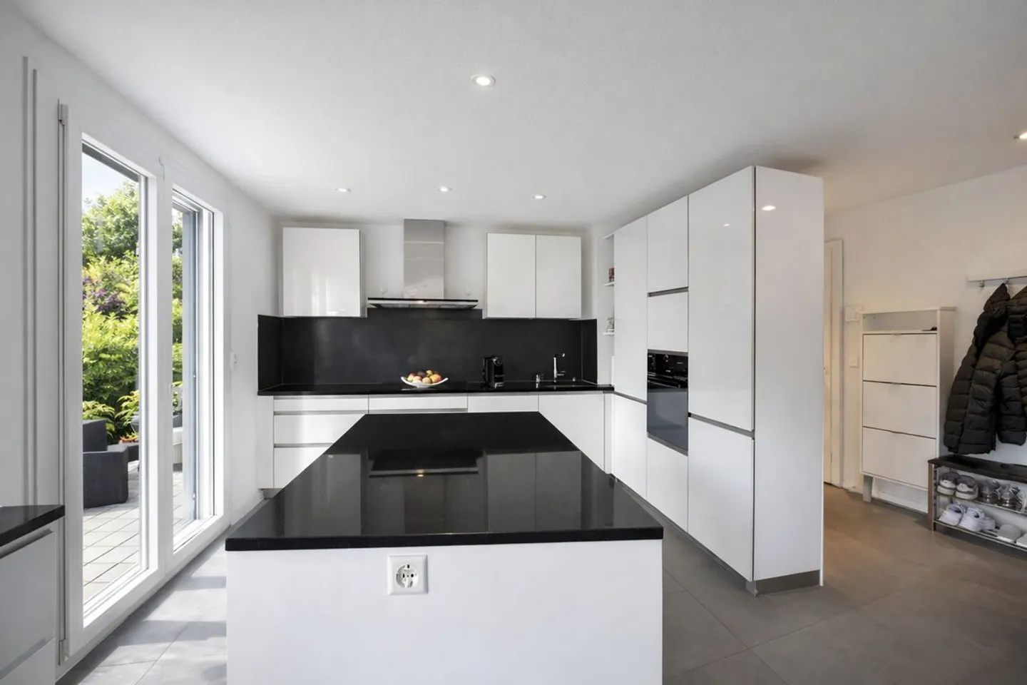 Your future home: 4.5 rooms with terrace in Rochefort - Photo 1 of 11