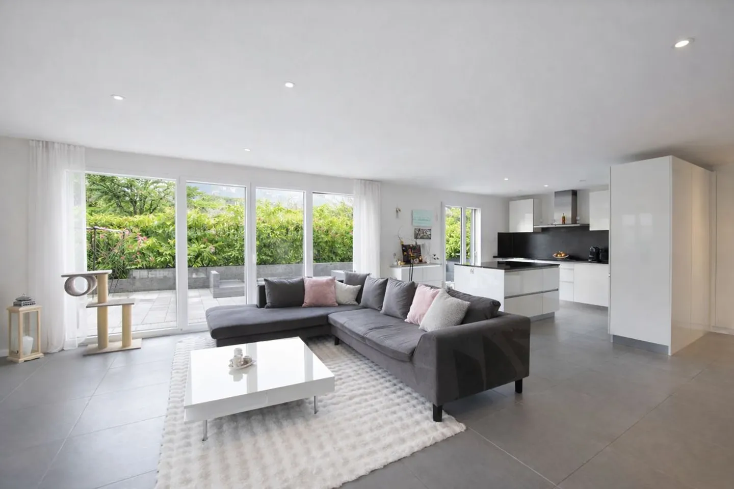 Your future home: 4.5 rooms with terrace in Rochefort - Photo 2 of 11