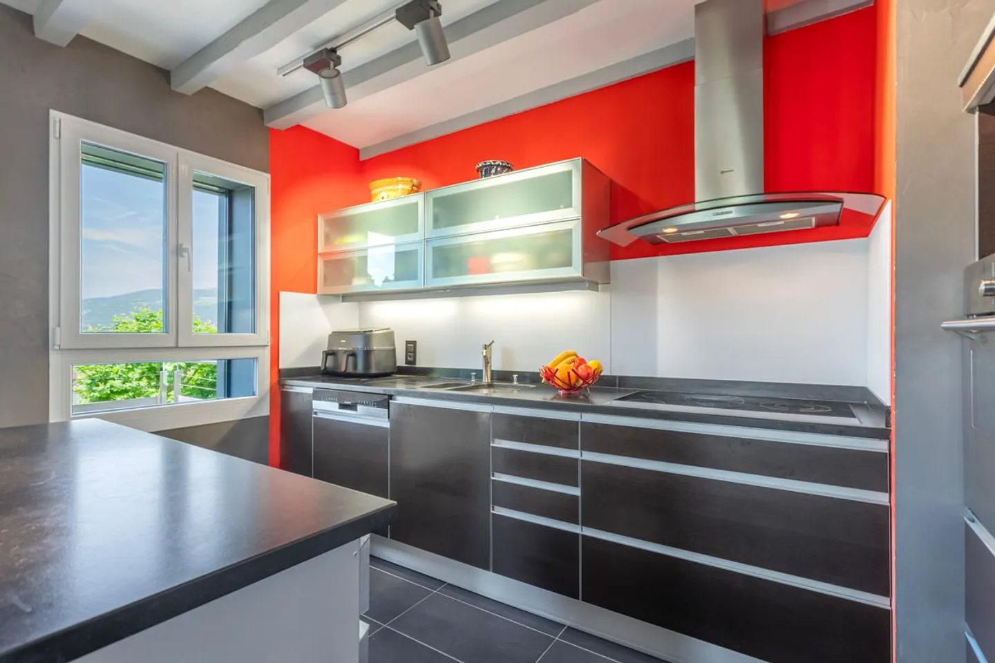 Propriété Familiale Élégante - Photo 2 sur 9