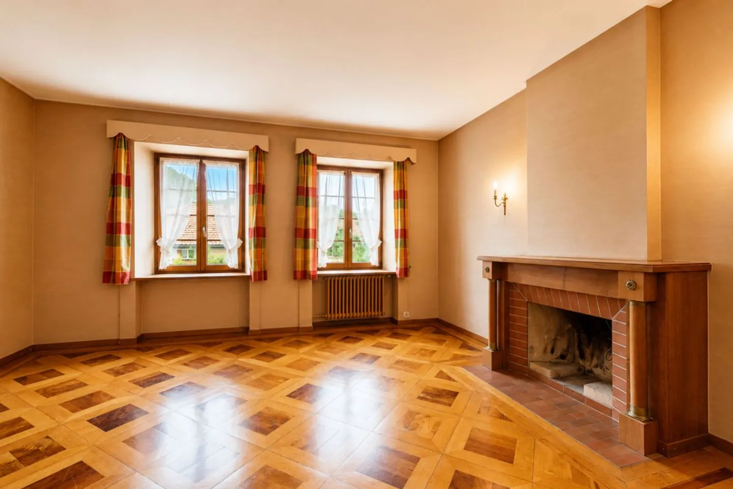 Authentic character apartment in the heart of Sainte-Croix - Photo 6 of 11