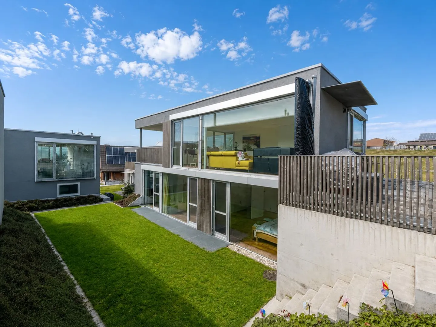 Elegantes Einfamilienhaus in Ettingen - Foto 1 von 13
