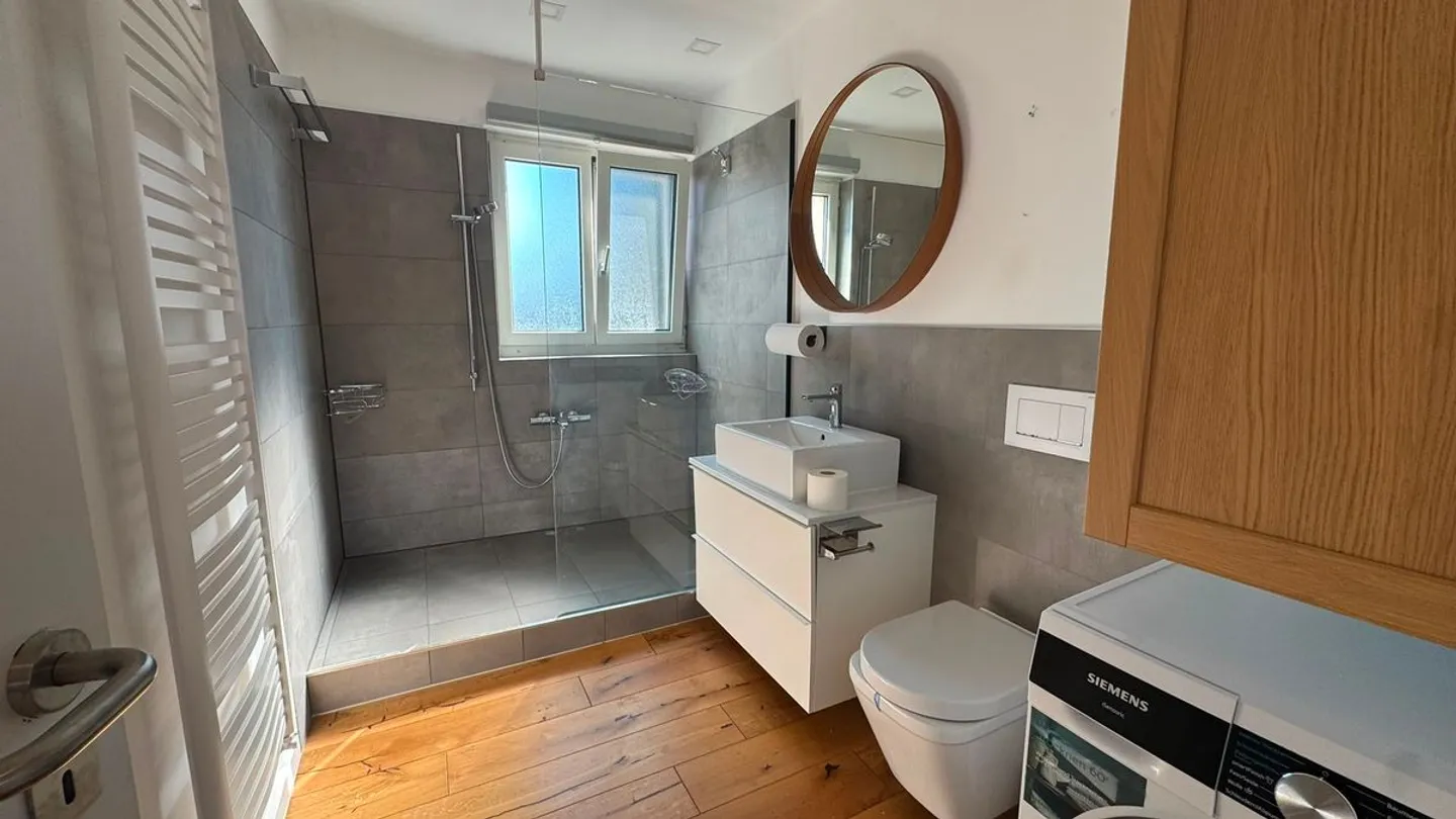 Renovierte Wohnung mit Renditepotenzial - Foto 3 von 8